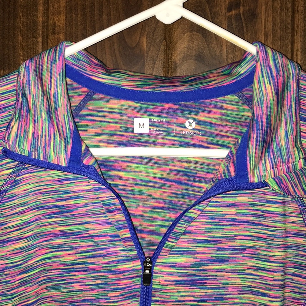 Pullover - Picture 2 of 2